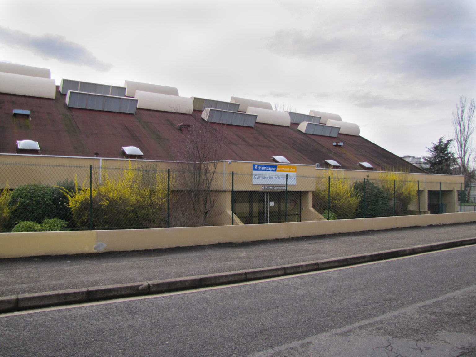 Gymnase Barthélémy Bonora Site officiel de la ville de Champagne au